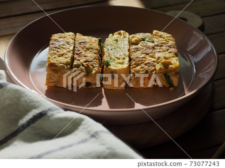 亞洲食物蛋捲 73077243