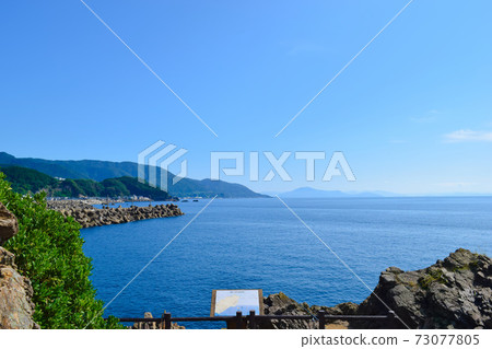 從越前海岸公園出發的若狹灣風光 從越前海岸公園出發的若狹灣風光 73077805