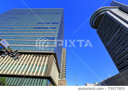 春日後樂園附近的文京區東京城市景觀 73077955