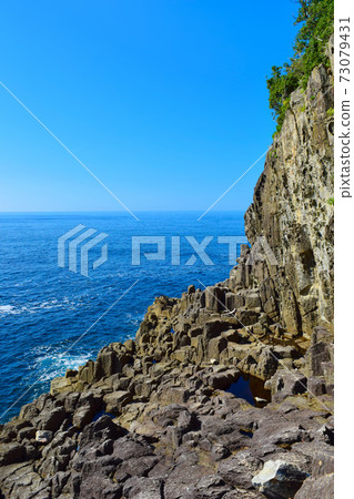 Kashiwajima Columnar Joint Echizen Coast Kashiwajima Columnar Joint Echizen Coast 73079431