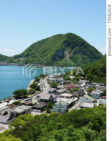 Residential area of Misumi West Port, which is densely packed on a small flat land (Uki City, Kumamoto Prefecture) Residential area of Misumi West Port, which is densely packed on a small flat land (Uki City, Kumamoto Prefecture) 73082818