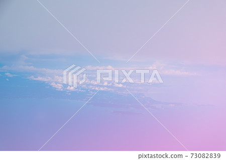 The pastel sky is as beautiful as a dream, suitable for use as a background and material for graphic design and websites. 73082839