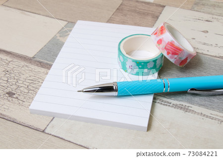 文具，圓珠筆，筆記本，膠帶，鋼筆，備忘錄，文具，書寫工具，辦公用品 73084221
