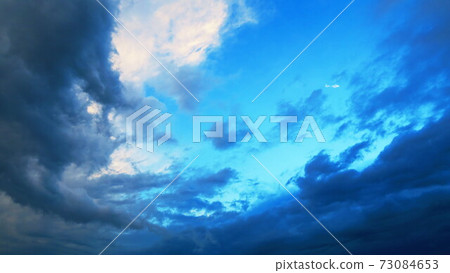 藍天和雲彩風景 藍天和雲彩風景 73084653
