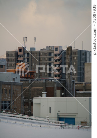 City landscape 73087939