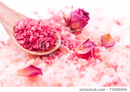 沐浴鹽粉紅色沐浴劑 沐浴鹽粉紅色沐浴劑 73088948