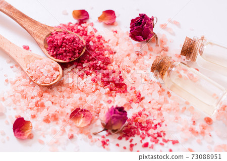 沐浴鹽粉紅色沐浴劑 沐浴鹽粉紅色沐浴劑 73088951