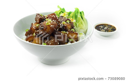 Braised Pork Belly Caramelised on Rice 73089080