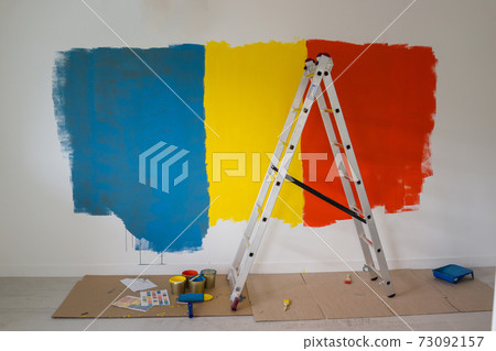 Ladders for painting wall at home Ladders for painting wall at home 73092157
