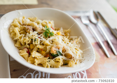 Pasta 73092810