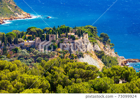 View on old part of Cassis, Provence, South France, Europe, Mediterranean sea 73099924