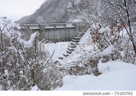 仲冬朝川大壩與雪 73103762