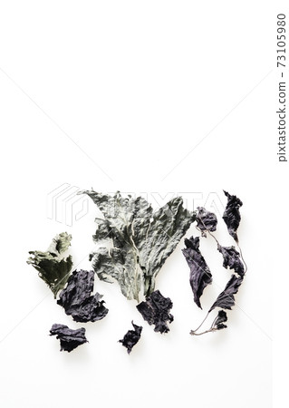 Sun-dried dried vegetables, perilla leaves and wasabi vegetables Sun-dried dried vegetables, perilla leaves and wasabi vegetables 73105980