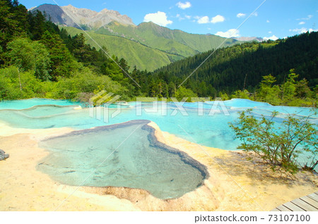 Sichuan Province, China Trapezoid Steps in Huanglong Scenic Area Sichuan Province, China Trapezoid Steps in Huanglong Scenic Area 73107100