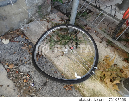 Tires left behind after a bicycle was stolen Tires left behind after a bicycle was stolen 73108668