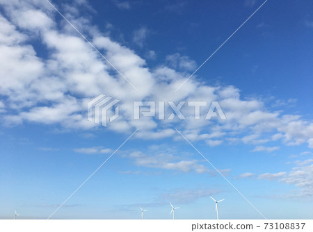 千葉秋色中散佈的雲 千葉秋色中散佈的雲 73108837