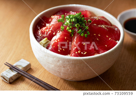 金槍魚碗圖像 73109559