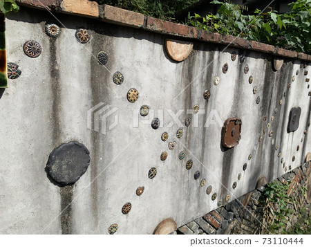 Small diameter of the kiln (Seto City, Aichi Prefecture) Small diameter of the kiln (Seto City, Aichi Prefecture) 73110444