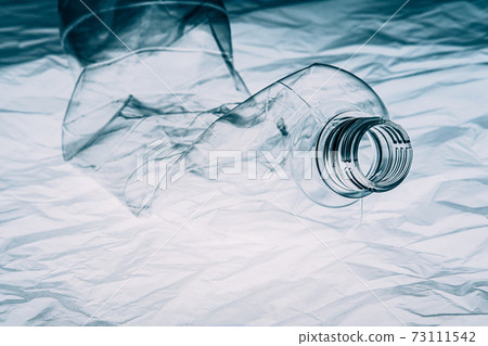 marine pollution waste recycling plastic bottle marine pollution waste recycling plastic bottle 73111542