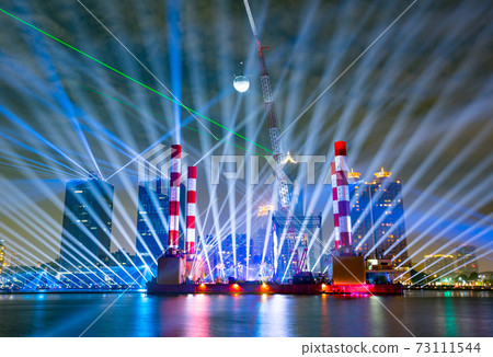 【臺灣高雄港海洋流行音樂中心夜景Kaohsiung Harbor Night View 】 73111544