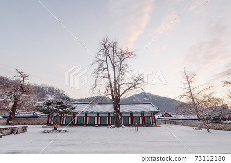 全州香橋大橋下雪的冬天的景色 全州香橋大橋下雪的冬天的景色 73112180