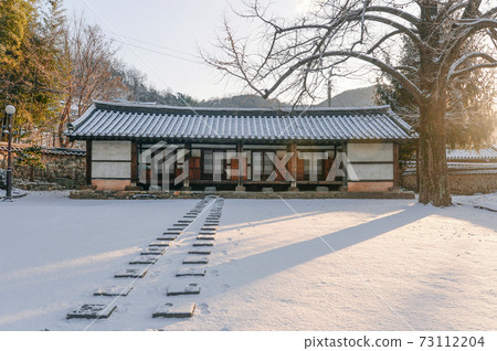 全州香橋大橋下雪的冬天的景色 全州香橋大橋下雪的冬天的景色 73112204