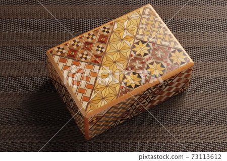 箱根實木複合地闆卡拉庫盒 73113612