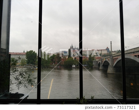 Prague Castle from a restaurant 73117321