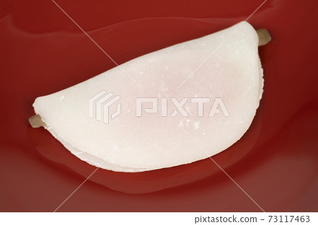 Petal rice cake on the plate Petal rice cake on the plate 73117463