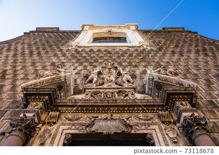 在那不勒斯，意大利的傑斯·諾沃教堂 73118678