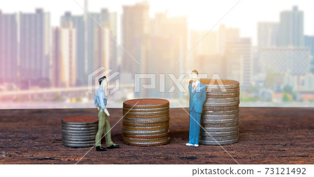 Financial business little people City background Financial business little people City background 73121492