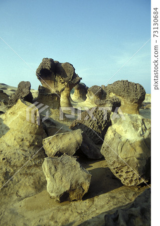 TAIWAN YEHLIU NATURAL STONE PARK 73130684