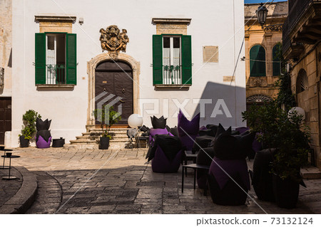 胡同在意大利白色小鎮奧斯圖尼 胡同在意大利白色小鎮奧斯圖尼 73132124