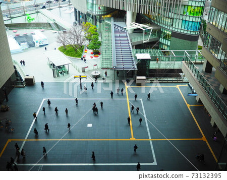 Connecting passage of Osaka Station (LUCUA 1100 / Grand Front Osaka) 73132395