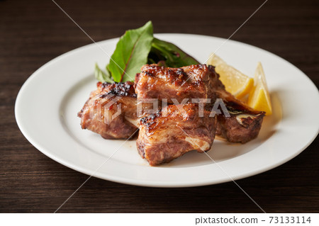 Pork spare ribs Pork spare ribs 73133114