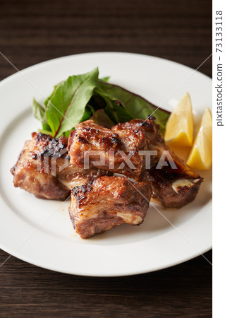Pork spare ribs Pork spare ribs 73133118