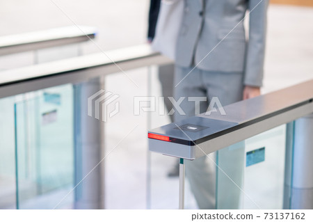 Office security gate shooting cooperation "LINK FOREST" 73137162