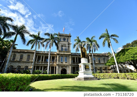 Holidays in Hawaii 73138720