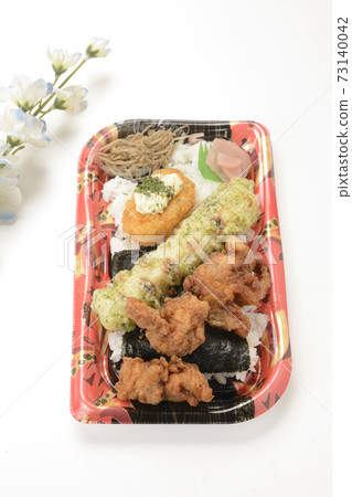 Nori bento Nori bento 73140042
