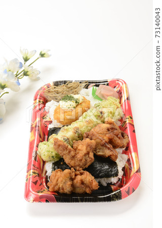Nori bento 73140043