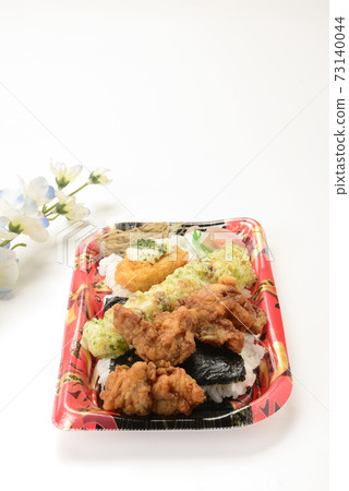Nori bento Nori bento 73140044