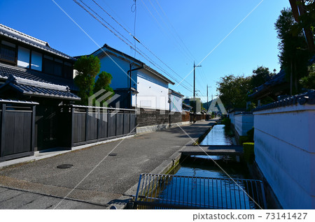 Gokashokondocho White wall and waterway townscape Gokashokondo Omi merchant house Shiga Gokashokondocho White wall and waterway townscape Gokashokondo Omi merchant house Shiga 73141427