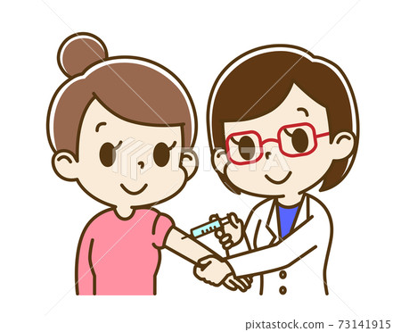 Young woman vaccinated by a female doctor 73141915