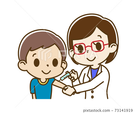 Boys vaccinated by a female doctor 73141919