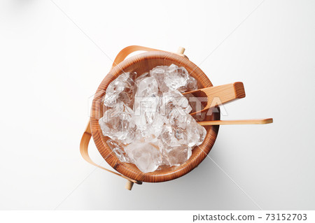 Wooden ice bucket that feels Japanese Wooden ice bucket that feels Japanese 73152703