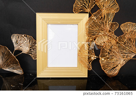 black and gold product display black and gold product display 73161065