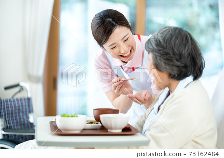 護理圖像膳食高級日托療養院 73162484
