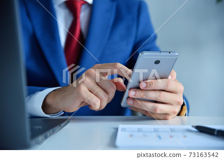 Stock broker using mobile phone Stock broker using mobile phone 73163542