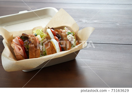 Sandwich box lunch Sandwich box lunch 73163629