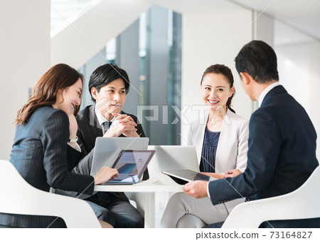 Male and female business person having a meeting Shooting cooperation "LINK FOREST" Male and female business person having a meeting Shooting cooperation "LINK FOREST" 73164827